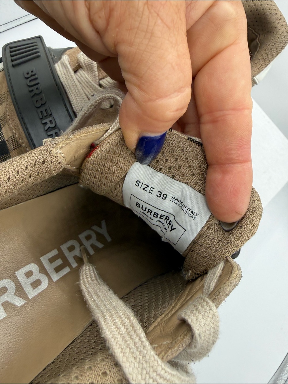 The Burberry Ramsey Vintage Check Suede Leather Sneakers Grey Archive Beige - Picture 10 of 11